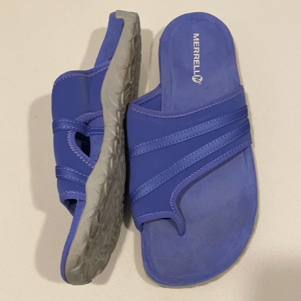 Merrell sandals size 10
